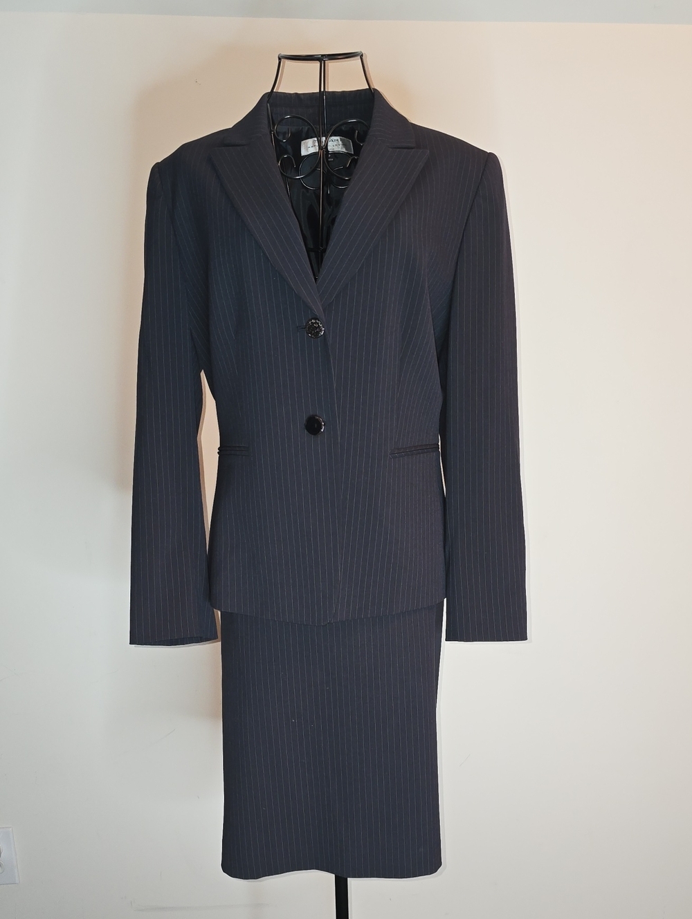 Tahari Arthur S. Levine  Navy Blue Pinstrip Skirt Suit